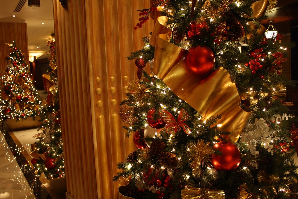 A Nashville Christmas: Grand Ole Opry & Gaylord Holiday Magic (Dec 14-16, 2025)