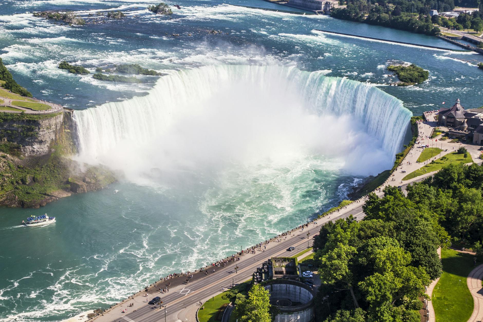 Niagara Falls, Canada Tour: Scenic Wonder & Northern Charm (September 7–10, 2026)